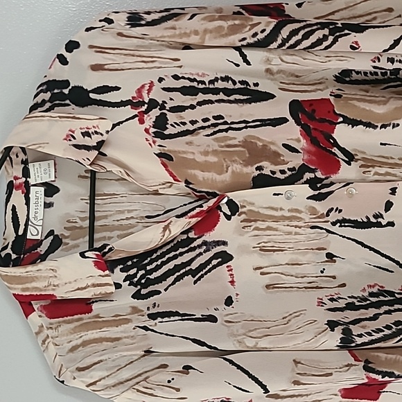 Dressbarn woman's button up shirt size 2X. - Picture 8 of 8